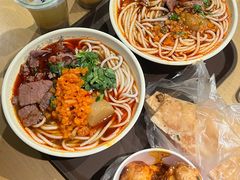 -万松园美食街