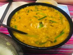 -香巴拉云南餐厅(华莱坞店)