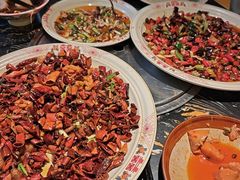 -耙吉吉川味小酒馆(本地人回头店)