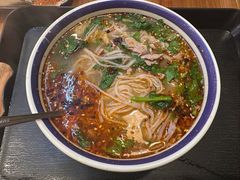 招牌生烫牛肉米线-云阿蛮云南生烫牛肉米线(奉贤路店)