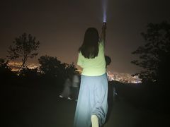 -鬼笑石后山停车场