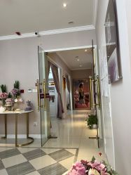 -蕾蕾美颜美容美体