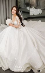 -艾米丽婚纱礼服