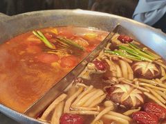 -湊湊火锅·茶憩(新中关购物中心店)