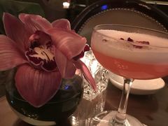 -LONG BAR 廊吧(外滩华尔道夫酒店)