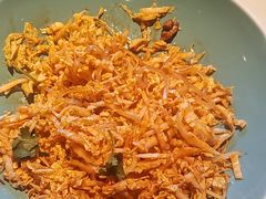 -八府香鸭·啫啫煲(华山路店)