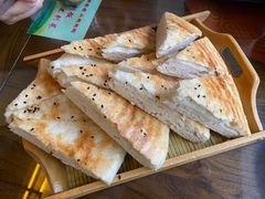 饽饽饼-王明古法砂锅居(开化寺店)