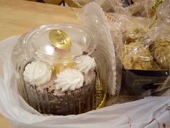 -蓝小轩蛋糕·面包(趣春店)