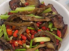 烟笋腊肉-独一佳老胡湘菜馆(矿山路店)