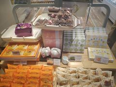 -好利来(高新枫叶广场店)