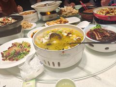 -自己人•宜昌菜(CBD店)