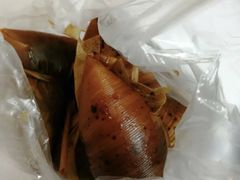 枕头蛋黄大肉粽-海曙西区老大房(孝闻街店)