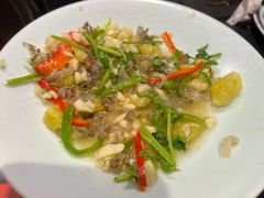 -挂旗柴锅鸡(蚌山区嘉年华店)