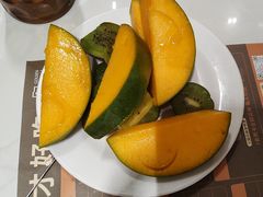 -金马门国际美食百汇(珞喻路店)