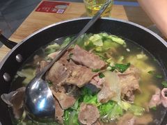 -全牛匠·乐山跷脚牛肉(新中关店)