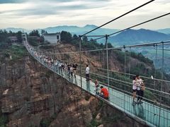 -玻璃桥景区石牛寨
