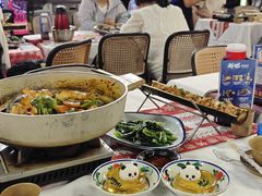 -刘姐啤酒鱼民族演艺餐厅(西街总店)