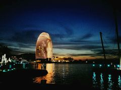 -湖州太湖旅游度假区-月亮广场