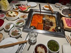 -海底捞火锅鲜切牛肉主题店(长寿路店)