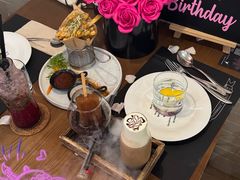 -Mark&Mars Restaurant