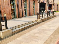 -TIMES CITY OUTLETS 时代·城市·奥特莱斯(上海国际时尚中心店)