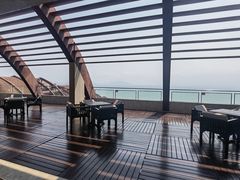 -三亚湾海居铂尔曼度假酒店