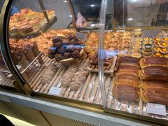 -Yearn Tours妍图(昆山万象汇店)