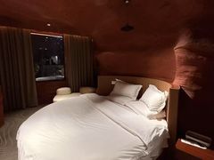 -幸栖洞穴设计酒店(成都春熙路店)