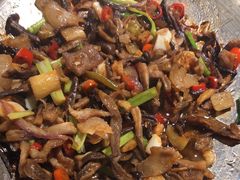 -呷湘厨·鱼汤捞饭·剁椒鱼头·辣椒炒肉(国家会展中心店)
