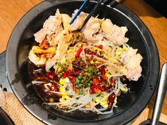 -云海肴·汽锅鸡·云南菜(天山百盛优客店)