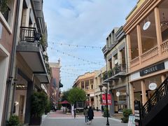 -王府井奥莱临潼小镇(临潼店)