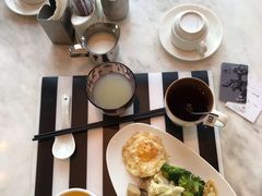 -万达文华酒店·48F云端窗景美食汇自助餐厅
