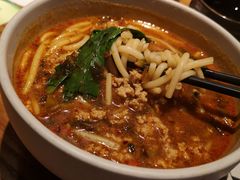 小锅米线-云海肴·汽锅鸡·云南菜(天山百盛优客店)