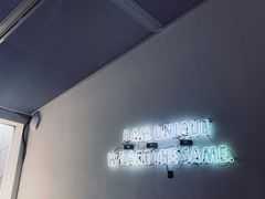 -UNI UNI(环亚凯瑟琳店)