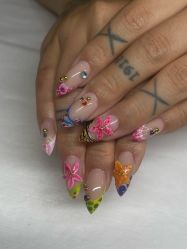 -171 Naillife