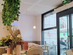 -必胜客(WOW中心城店)