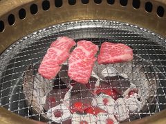 -山川小町·极番烧肉(新地假日广场店)