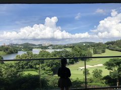 -深圳隐秀山居酒店