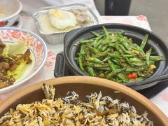 -堂瓦里·33年传统赣菜(第一街区店)