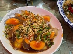 皮蛋凉拌-良泉足疗
