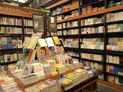 -西西弗书店&矢量咖啡(静安大悦城店)