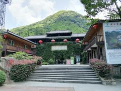 -藏龙百瀑风景区