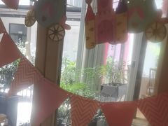 -春树下·树屋花房西餐厅(罍街AS1980店)