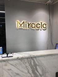 -Miracle集简美发沙龙