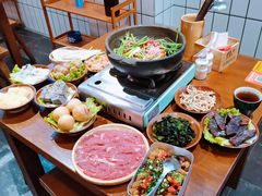 -黔有有贵州酸汤夺夺粉火锅(五味十字店)