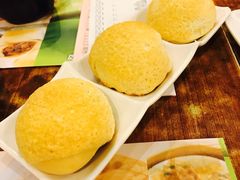 酥皮叉烧包-添好运点心专门店(深水埗店)