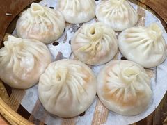 -莱莱小笼·乔艾