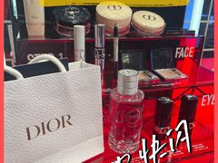 -Dior迪奥(上海世茂广场店)