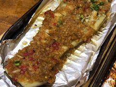 茄子-老东镇啤酒屋海鲜加工·蒸汽海鲜·海鲜烧烤(台东店)