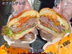 柠香蟹籽牛肉汉堡-JPG canteen(广州寺右公馆店)